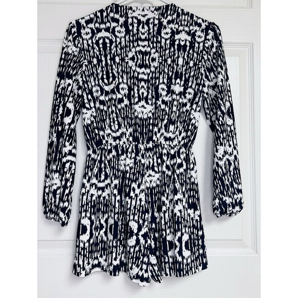 Jude Connally Romper Size XS Blue White Long Sleeve Pockets - Picture 6 of 10